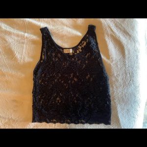 Free Kisses Black Top Small